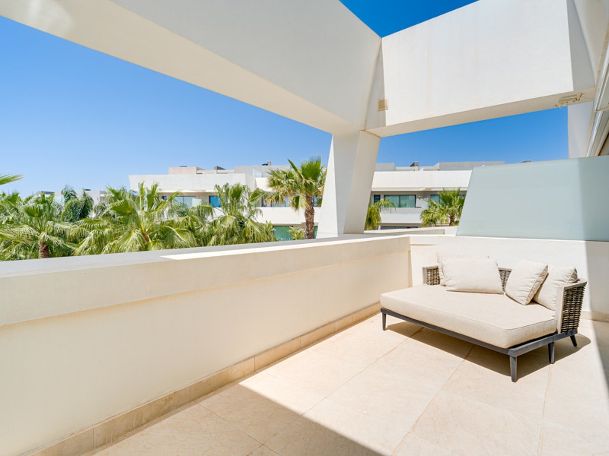 FOR SALE 🏡 Four-Bedroom Townhouse with Tourist Licence and BBQ Solarium – La Cala de Mijas, Mijas Costa 🇪🇸