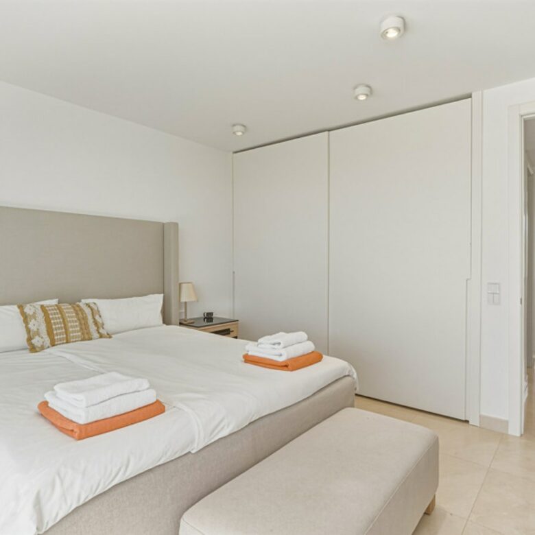 FOR SALE 🏡 Four-Bedroom Townhouse with Tourist Licence and BBQ Solarium – La Cala de Mijas, Mijas Costa 🇪🇸