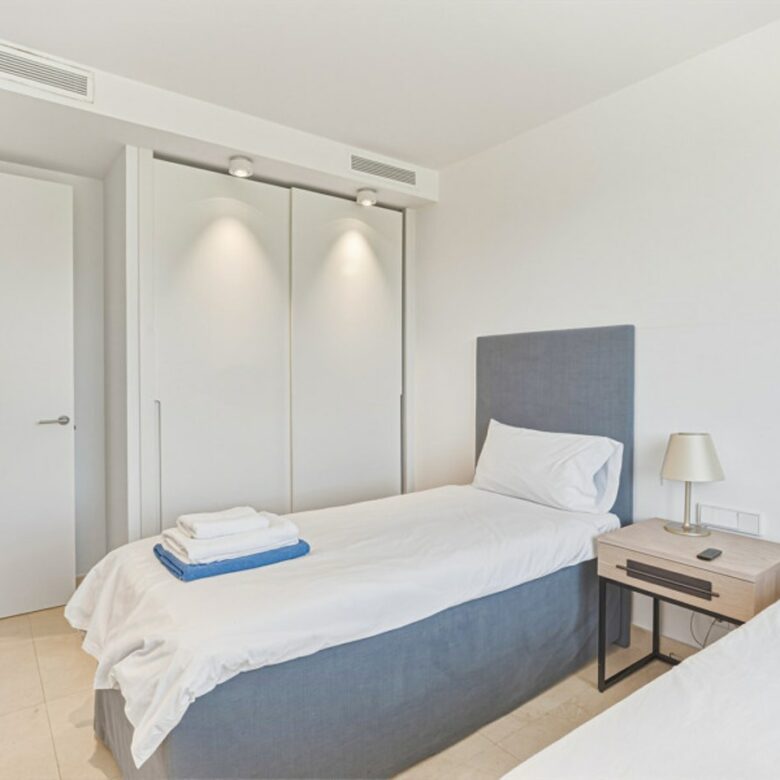 FOR SALE 🏡 Four-Bedroom Townhouse with Tourist Licence and BBQ Solarium – La Cala de Mijas, Mijas Costa 🇪🇸