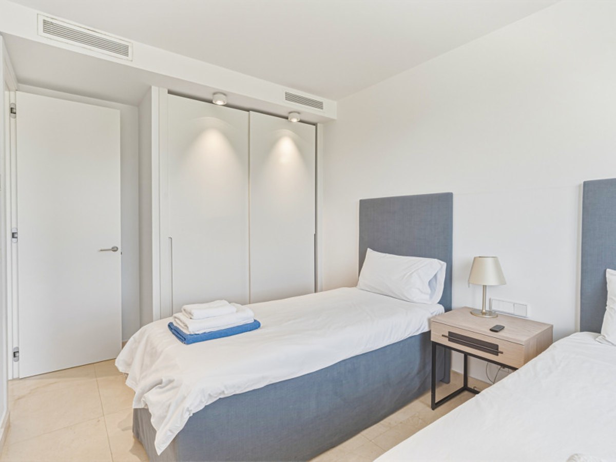 FOR SALE 🏡 Four-Bedroom Townhouse with Tourist Licence and BBQ Solarium – La Cala de Mijas, Mijas Costa 🇪🇸