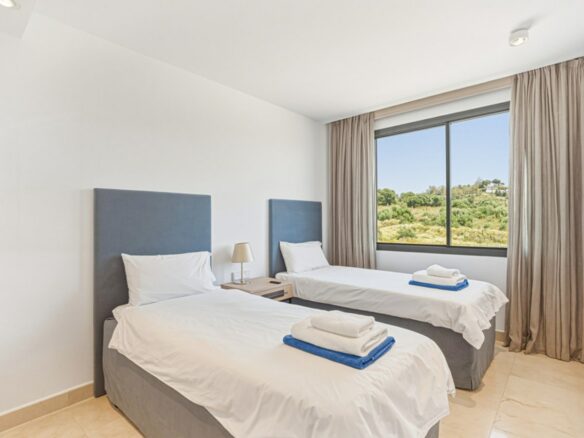 FOR SALE 🏡 Four-Bedroom Townhouse with Tourist Licence and BBQ Solarium – La Cala de Mijas, Mijas Costa 🇪🇸