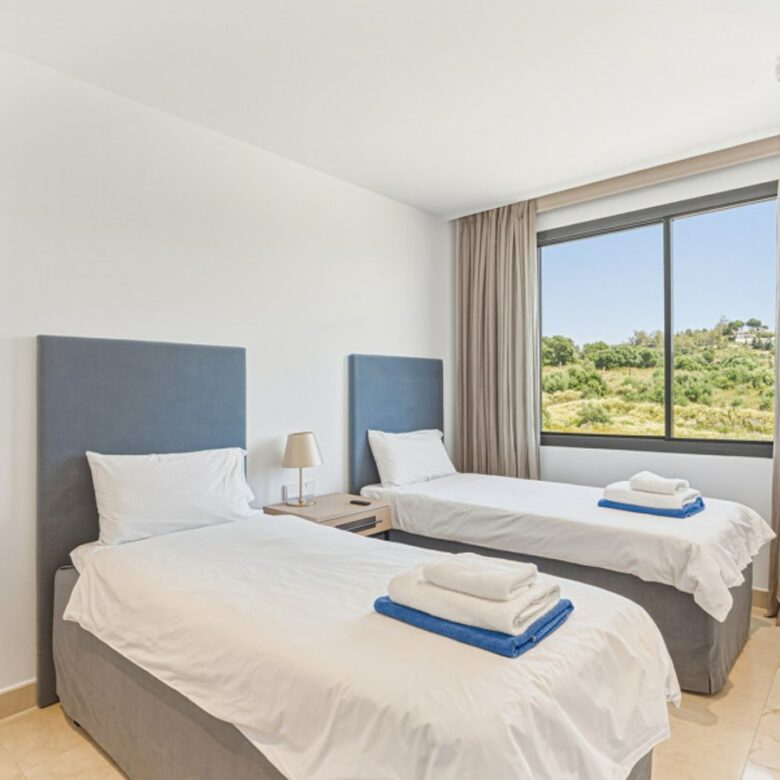 FOR SALE 🏡 Four-Bedroom Townhouse with Tourist Licence and BBQ Solarium – La Cala de Mijas, Mijas Costa 🇪🇸