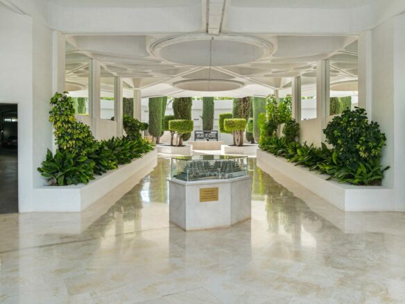 FOR SALE 🏡 Turnkey Three-Bedroom Apartment with Sea Views in a Gated Community – Las Lomas de Marbella Club, Golden Mile, Marbella 🇪🇸