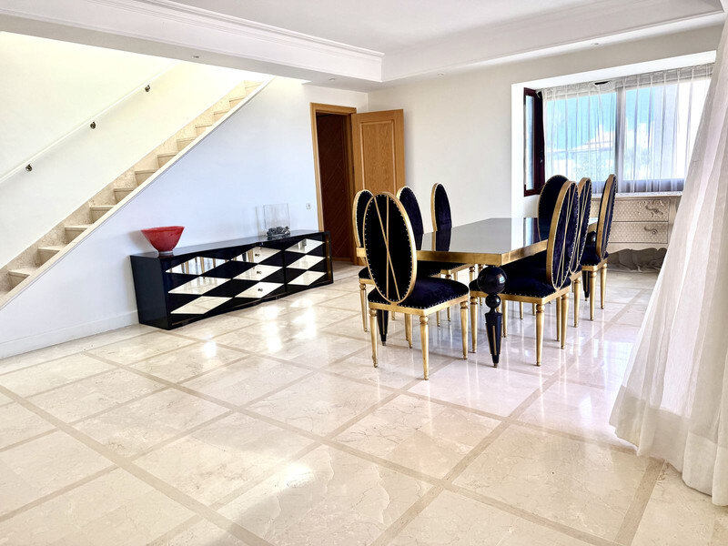 FOR SALE 🏡 Beachfront Penthouse with Private Pool and 219 m² of Terraces – New Golden Mile, Estepona 🇪🇸