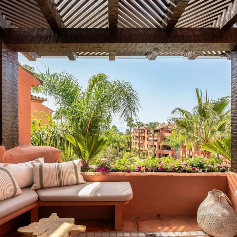 FOR SALE 🏡 Renovated Two-Bedroom Beachfront Penthouse with Sea Views – Las Chapas, Marbella East, Marbella 🇪🇸