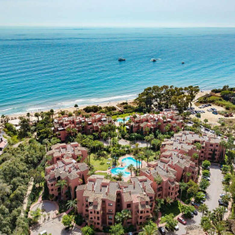 FOR SALE 🏡 Renovated Two-Bedroom Beachfront Penthouse with Sea Views – Las Chapas, Marbella East, Marbella 🇪🇸