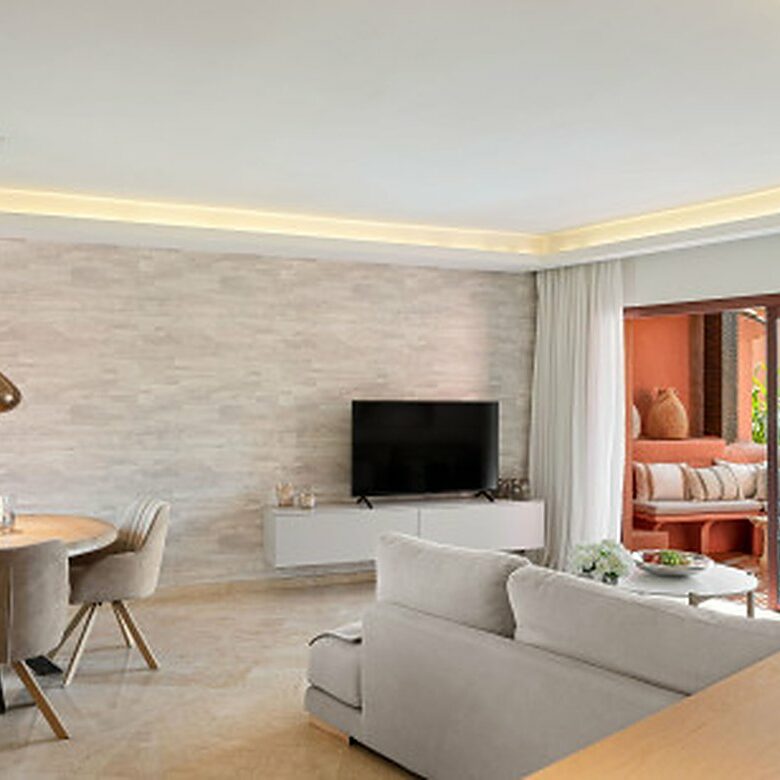 FOR SALE 🏡 Renovated Two-Bedroom Beachfront Penthouse with Sea Views – Las Chapas, Marbella East, Marbella 🇪🇸