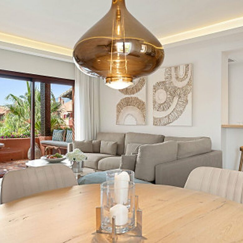 FOR SALE 🏡 Renovated Two-Bedroom Beachfront Penthouse with Sea Views – Las Chapas, Marbella East, Marbella 🇪🇸