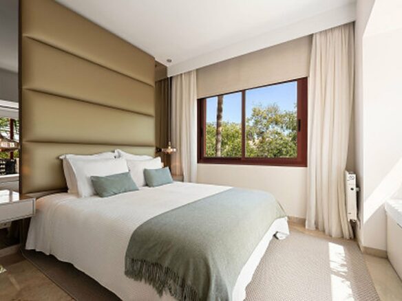 FOR SALE 🏡 Renovated Two-Bedroom Beachfront Penthouse with Sea Views – Las Chapas, Marbella East, Marbella 🇪🇸