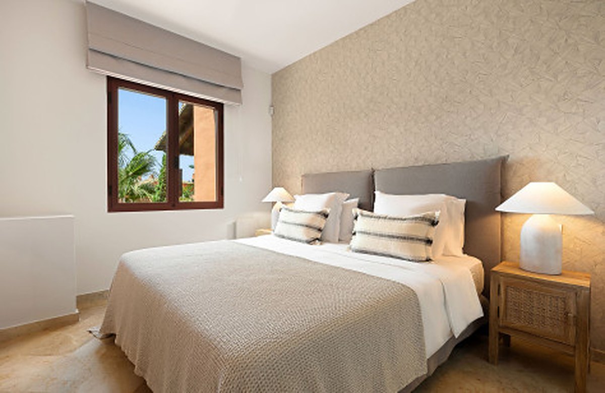 FOR SALE 🏡 Renovated Two-Bedroom Beachfront Penthouse with Sea Views – Las Chapas, Marbella East, Marbella 🇪🇸