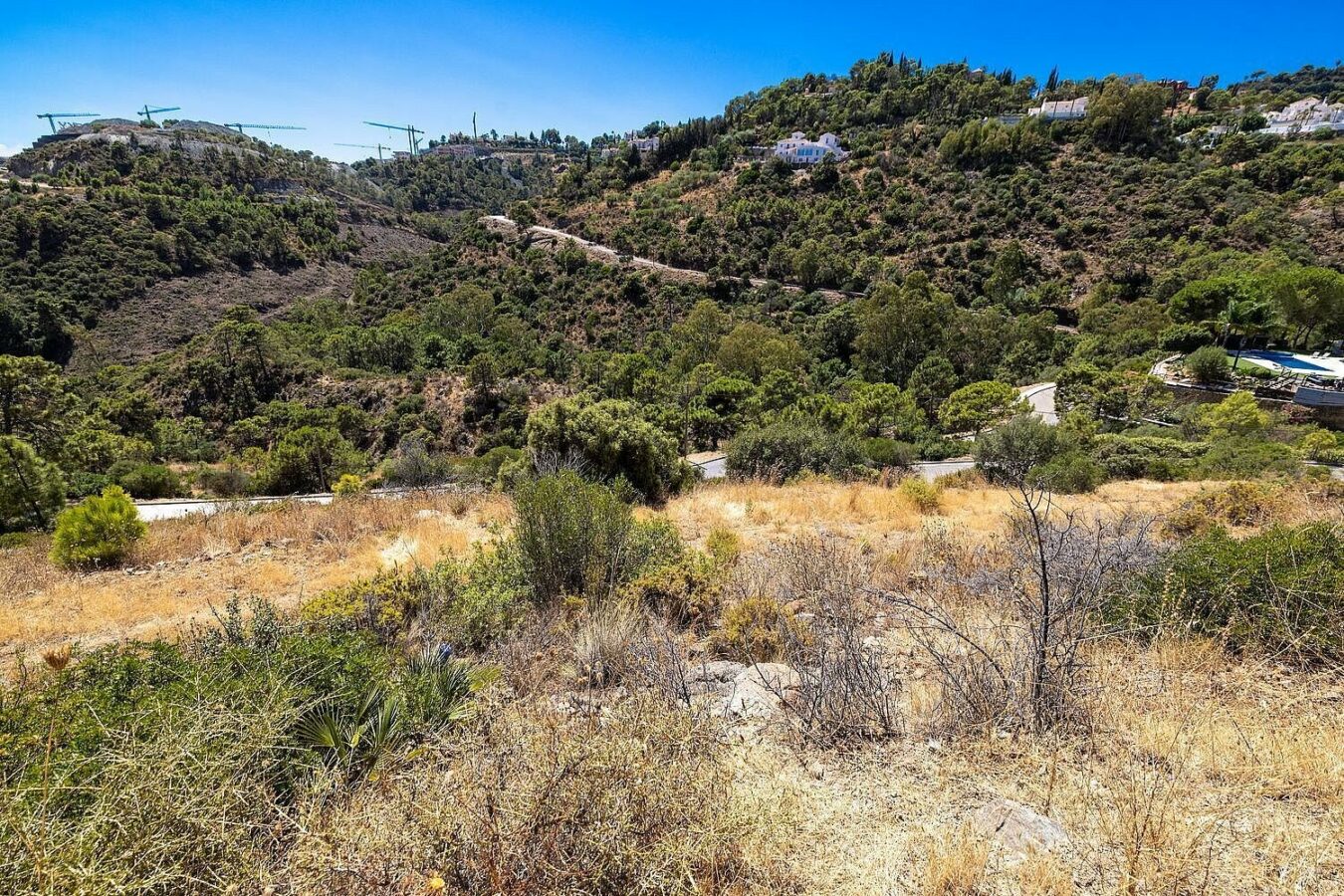 FOR SALE 🏡 Sea-View Building Plot with Licence and Approved Villa Project – El Madroñal, Benahavís 🇪🇸