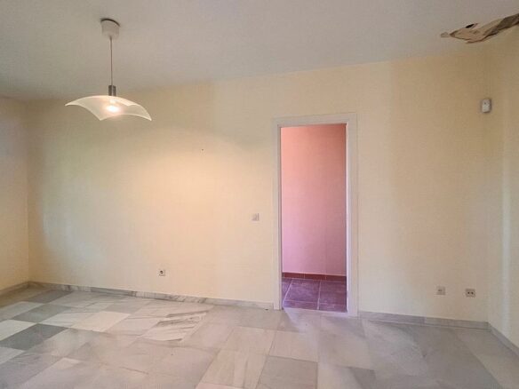 Renovation villa with approved licence in Las Cumbres, Elviria, Marbella