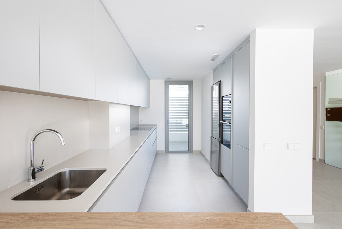 FOR SALE 🏡 Contemporary Corner Semi-Detached Villa with Private Pool and Basement – Guadalmina Alta, San Pedro de Alcántara 🇪🇸
