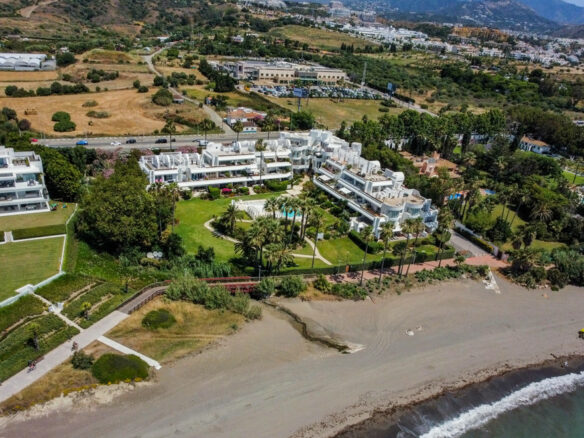 For Sale – Frontline Beach Duplex Penthouse in Estepona🇪🇸