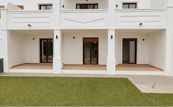 FOR SALE 🏡 Three-Storey Townhouse with Private Garden and 102 m² Basement to Convert – Doña Julia, Casares Costa 🇪🇸
