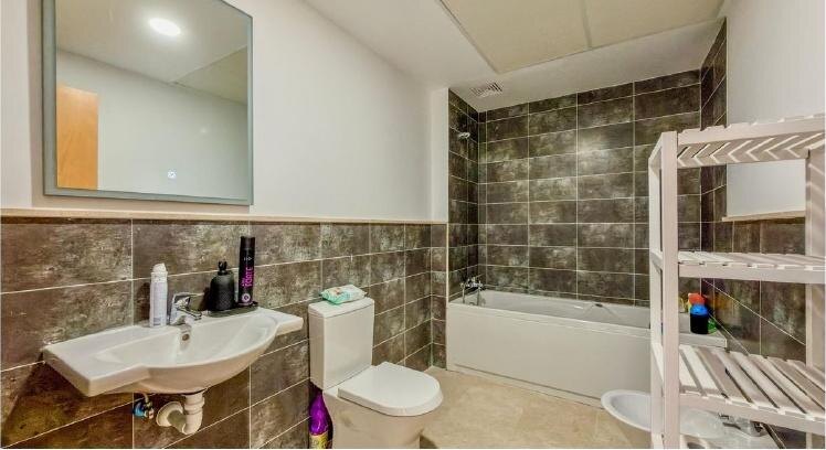 FOR SALE 🏡 Three-Storey Townhouse with Private Garden and 102 m² Basement to Convert – Doña Julia, Casares Costa 🇪🇸