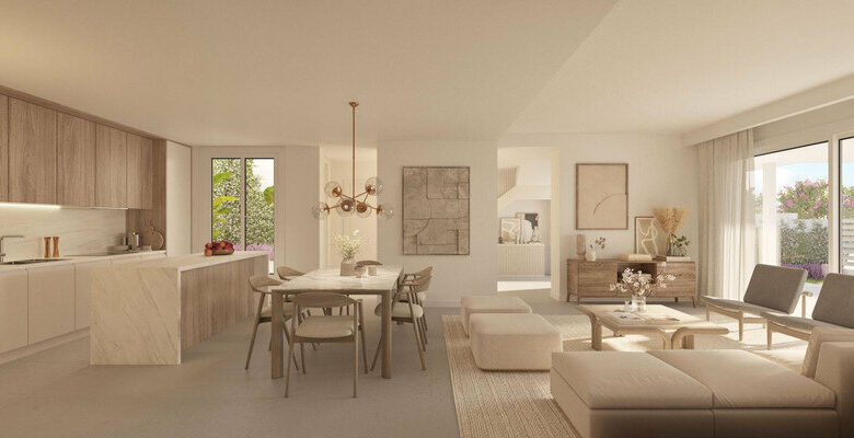 FOR SALE 🏡 Brand-New Three-Bedroom Townhouse 200 m from the Beach with Sea Views – Elviria, Marbella East 🇪🇸
