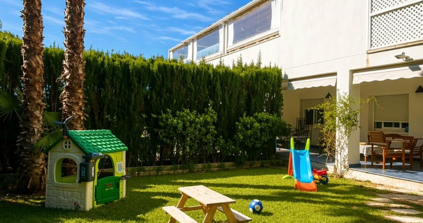 FOR SALE 🏡 Two-Bedroom Townhouse with Private Garden Walking Distance to Puerto Banús – Nueva Andalucía, Marbella 🇪🇸