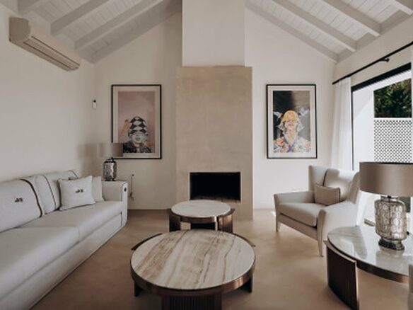 FOR SALE 🏡 Renovated Four-Bedroom Townhouse with Panoramic Sea Views and Cinema Room – Marbella Hill Club, Golden Mile, Marbella 🇪🇸