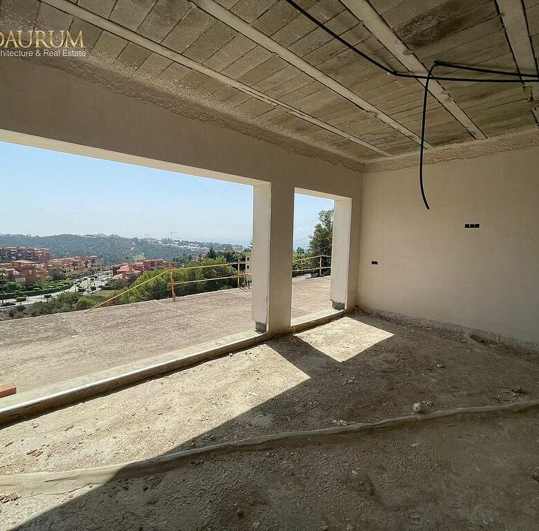 Unfinished villa to complete in Hacienda Las Chapas, Marbella