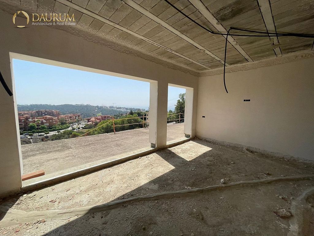Unfinished villa to complete in Hacienda Las Chapas, Marbella