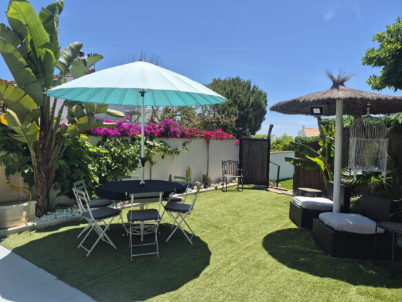 FOR SALE 🏡 Beachside Three-Bedroom Villa with Two Roof Terraces in a Gated Resort Community – Bahía Dorada, Estepona 🇪🇸