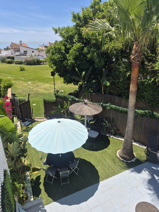 FOR SALE 🏡 Beachside Three-Bedroom Villa with Two Roof Terraces in a Gated Resort Community – Bahía Dorada, Estepona 🇪🇸