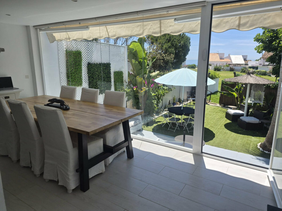 FOR SALE 🏡 Beachside Three-Bedroom Villa with Two Roof Terraces in a Gated Resort Community – Bahía Dorada, Estepona 🇪🇸