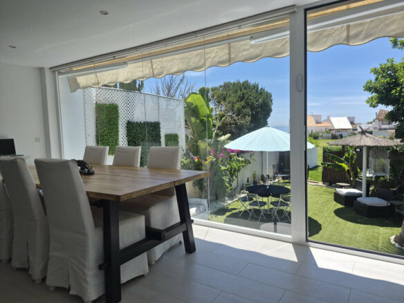 FOR SALE 🏡 Beachside Three-Bedroom Villa with Two Roof Terraces in a Gated Resort Community – Bahía Dorada, Estepona 🇪🇸