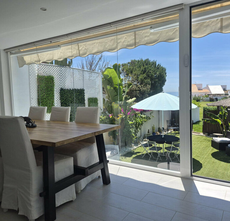 FOR SALE 🏡 Beachside Three-Bedroom Villa with Two Roof Terraces in a Gated Resort Community – Bahía Dorada, Estepona 🇪🇸