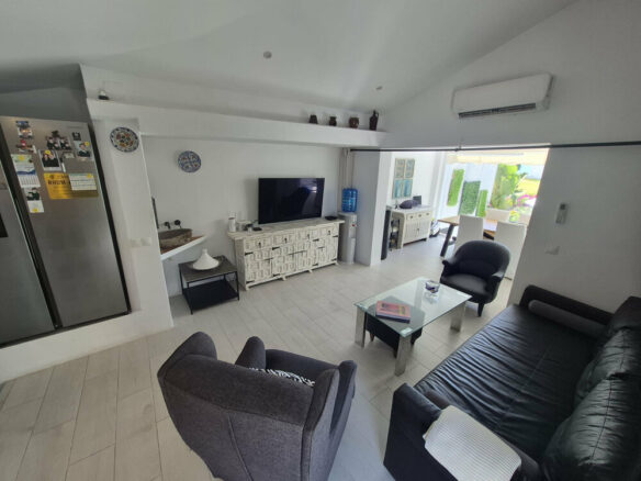 FOR SALE 🏡 Beachside Three-Bedroom Villa with Two Roof Terraces in a Gated Resort Community – Bahía Dorada, Estepona 🇪🇸