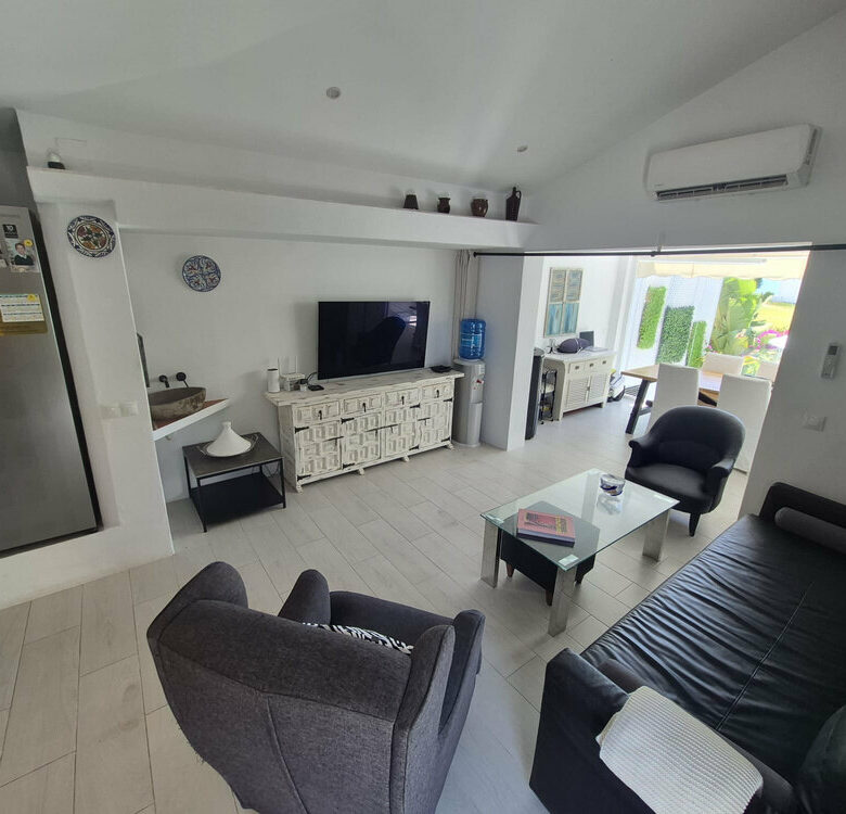 FOR SALE 🏡 Beachside Three-Bedroom Villa with Two Roof Terraces in a Gated Resort Community – Bahía Dorada, Estepona 🇪🇸