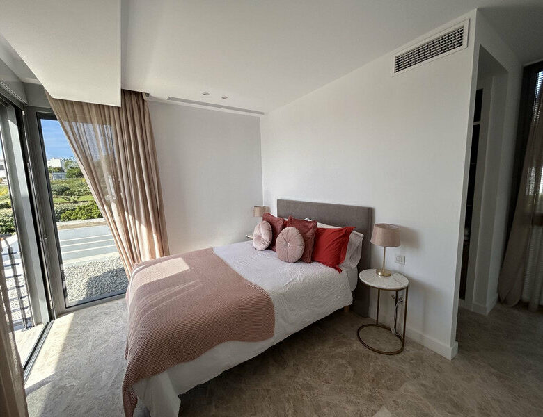 FOR SALE 🏡 Contemporary Five-Bedroom Villa with Pool, Gym and Games Room – Cancelada, New Golden Mile, Estepona 🇪🇸