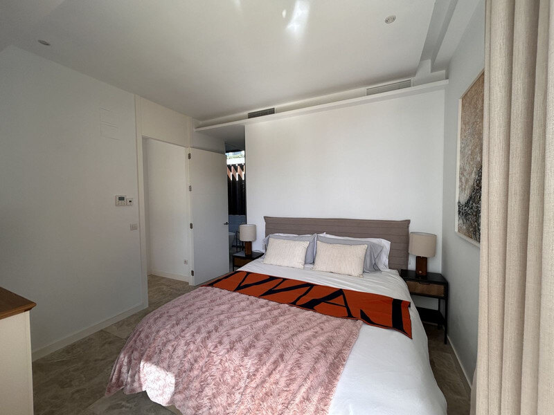 FOR SALE 🏡 Contemporary Five-Bedroom Villa with Pool, Gym and Games Room – Cancelada, New Golden Mile, Estepona 🇪🇸