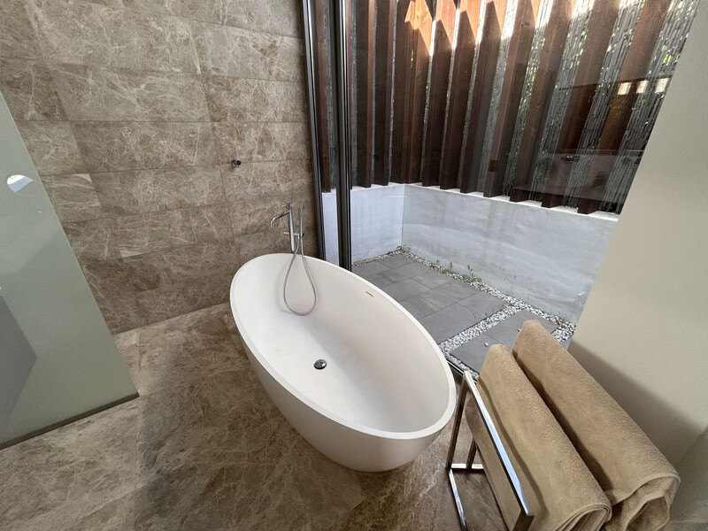 FOR SALE 🏡 Contemporary Five-Bedroom Villa with Pool, Gym and Games Room – Cancelada, New Golden Mile, Estepona 🇪🇸