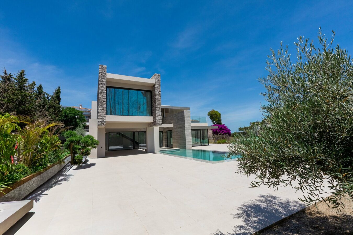 FOR SALE 🏡 New Build Four-Bedroom Villa with Basement to Customise – Cortijo Blanco, San Pedro de Alcántara 🇪🇸