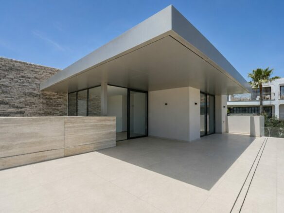 FOR SALE 🏡 New Build Four-Bedroom Villa with Basement to Customise – Cortijo Blanco, San Pedro de Alcántara 🇪🇸