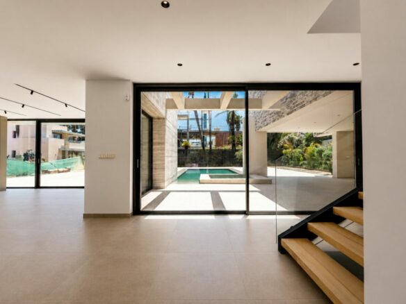 FOR SALE 🏡 New Build Four-Bedroom Villa with Basement to Customise – Cortijo Blanco, San Pedro de Alcántara 🇪🇸