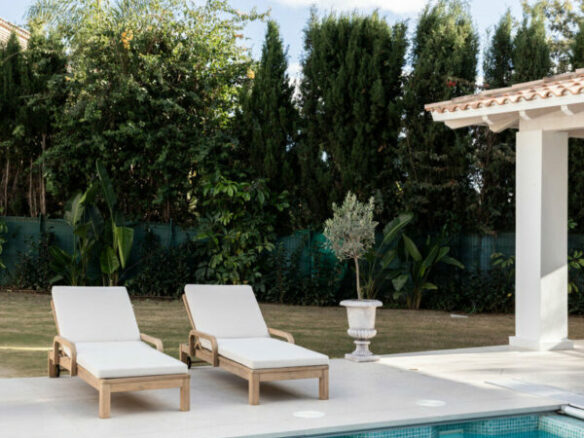 FOR SALE 🏡 Contemporary Four-Bedroom Villa with Private Pool and Mountain Views – Los Arqueros, Benahavís 🇪🇸