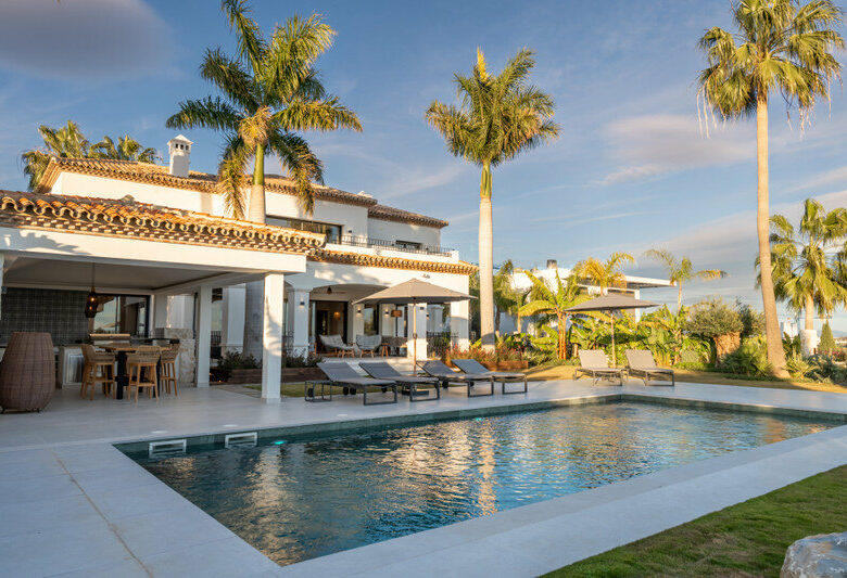 FOR SALE 🏡 Renovated Four-Bedroom Villa with Panoramic Sea Views, Gym and Spa Room – Los Flamingos, Benahavís 🇪🇸