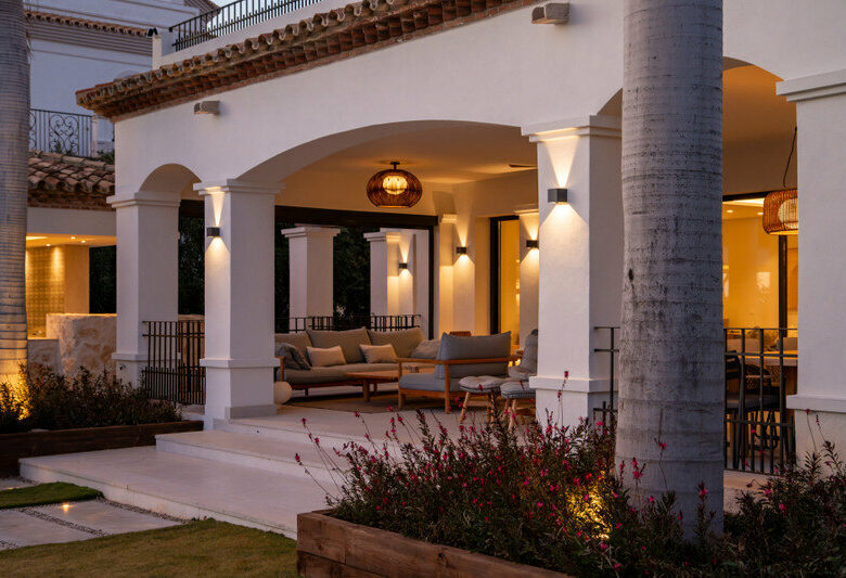 FOR SALE 🏡 Renovated Four-Bedroom Villa with Panoramic Sea Views, Gym and Spa Room – Los Flamingos, Benahavís 🇪🇸