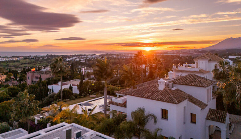 FOR SALE 🏡 Renovated Four-Bedroom Villa with Panoramic Sea Views, Gym and Spa Room – Los Flamingos, Benahavís 🇪🇸