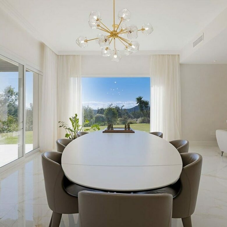 FOR SALE 🏡 Renovated 6-Bedroom Designer Villa with Heated Pool – Sotogrande Alto, Sotogrande 🇪🇸