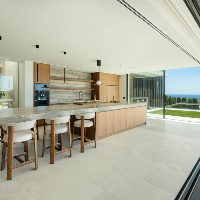 🏡 Contemporary Luxury Villa La Reserva Sotogrande – Fully Furnished Turnkey  🇪🇸  Costa del Sol 🇪🇸