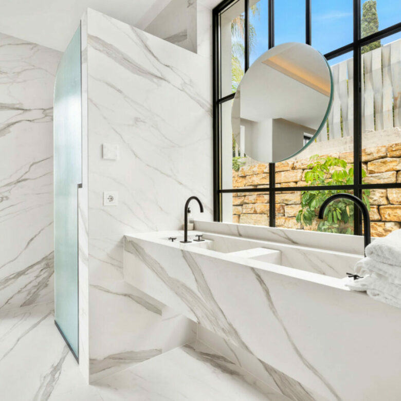 🇪🇸 FOR SALE: SPECTACULAR CONTEMPORARY MASTERPIECE IN EL PARAÍSO ALTO, BENAHAVÍS 🌟