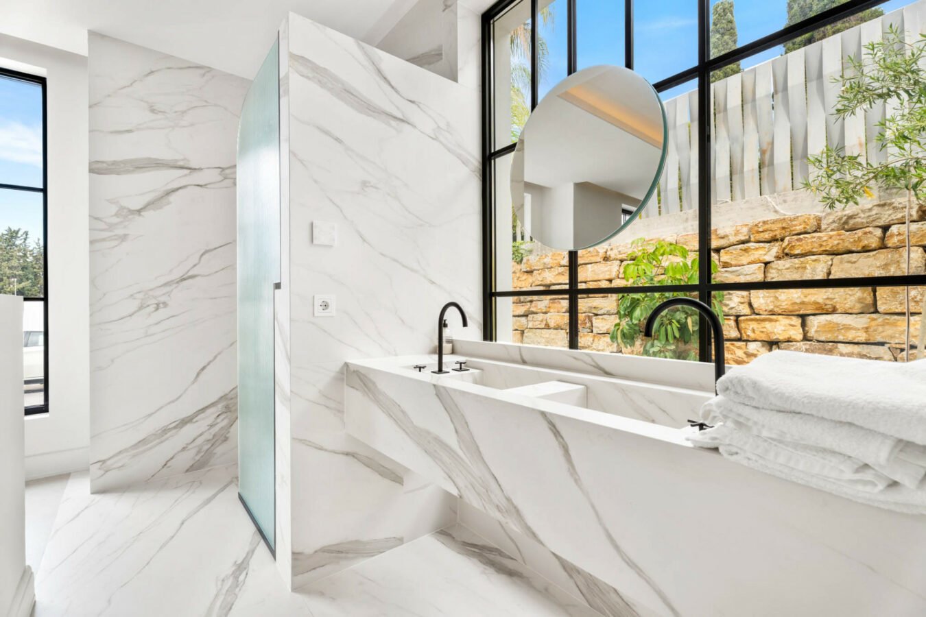 🇪🇸 FOR SALE: SPECTACULAR CONTEMPORARY MASTERPIECE IN EL PARAÍSO ALTO, BENAHAVÍS 🌟