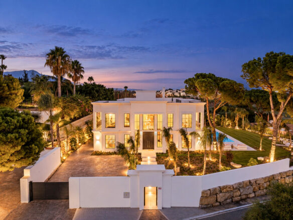 🇪🇸 FOR SALE: SPECTACULAR CONTEMPORARY MASTERPIECE IN EL PARAÍSO ALTO, BENAHAVÍS 🌟