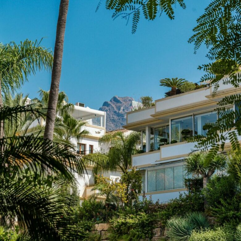 FOR SALE 🌟 Luxurious 3-Bedroom Duplex Penthouse – Lomas del Rey, Golden Mile  🇪🇸