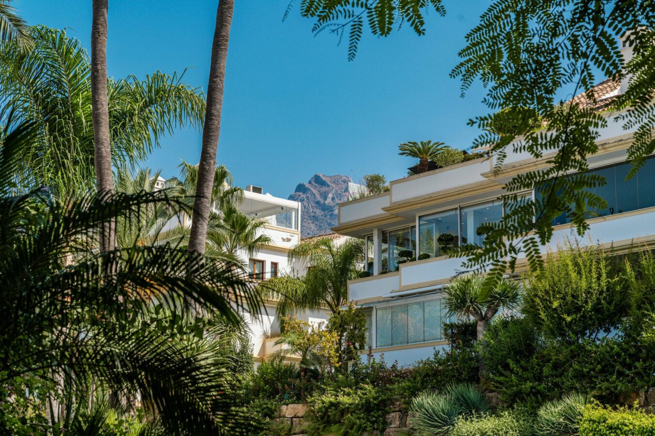 FOR SALE 🌟 Luxurious 3-Bedroom Duplex Penthouse – Lomas del Rey, Golden Mile  🇪🇸