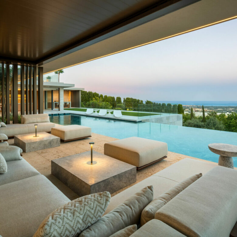 🏡 Contemporary Luxury Villa La Reserva Sotogrande – Fully Furnished Turnkey  🇪🇸  Costa del Sol 🇪🇸